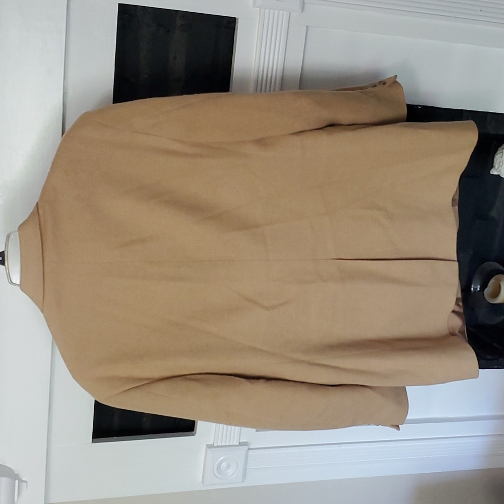 Brooks Brothers sport coat - Picture 5 of 8